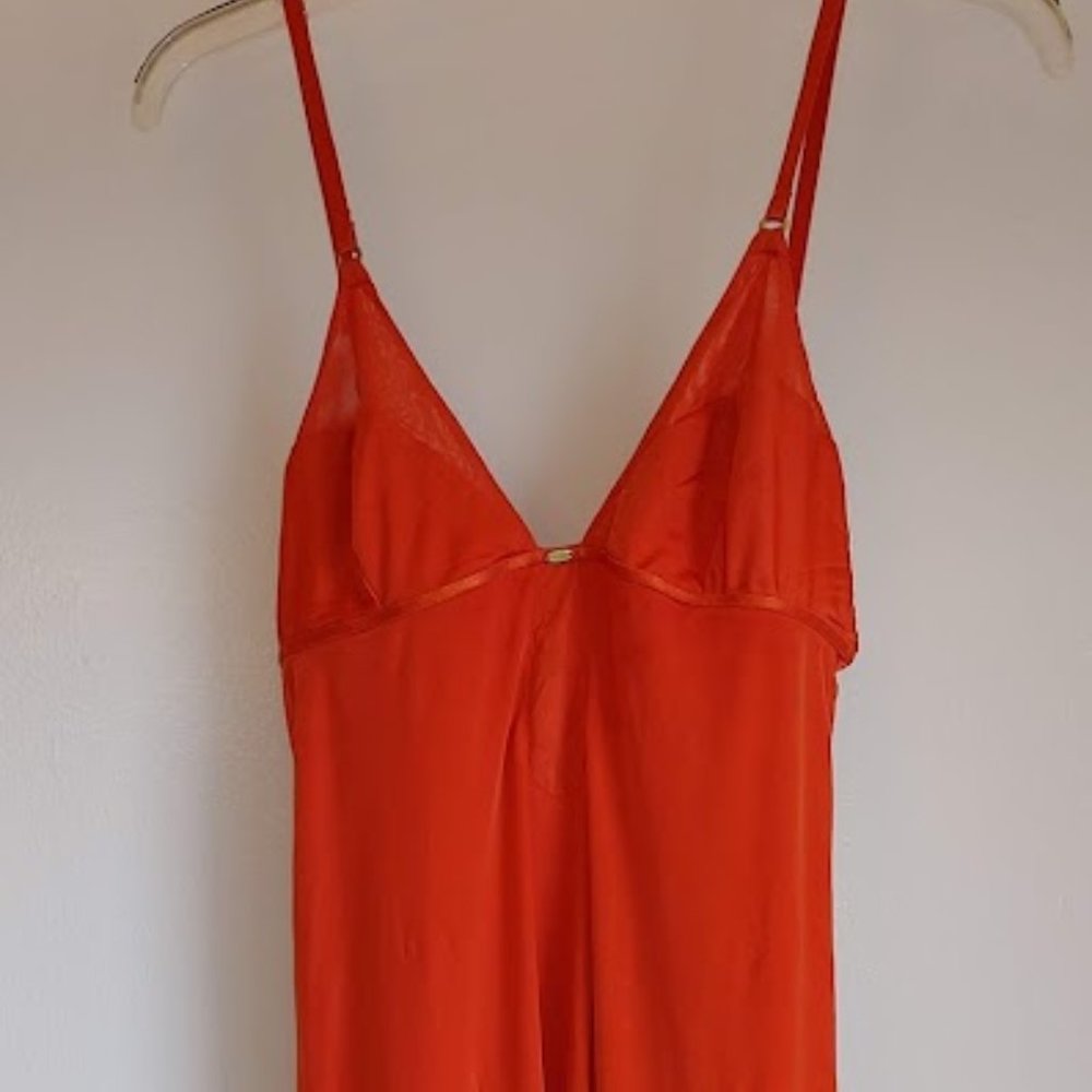 Victoria's Secret Very Sexy in Color Orange Sz. Large